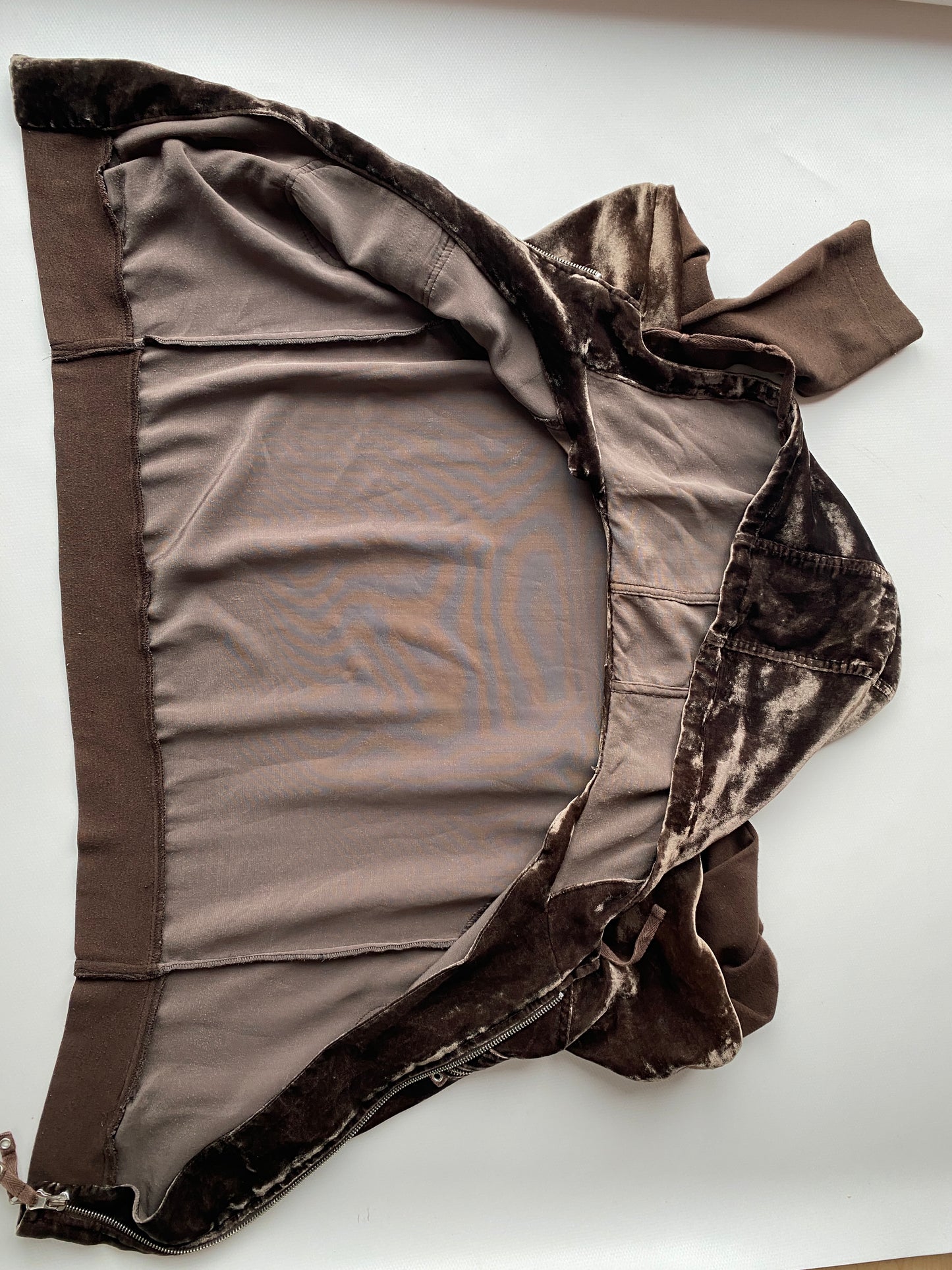 Samt Velours Zipjacke im y2k Stil, braun glänzend mit Kapuze, S,M