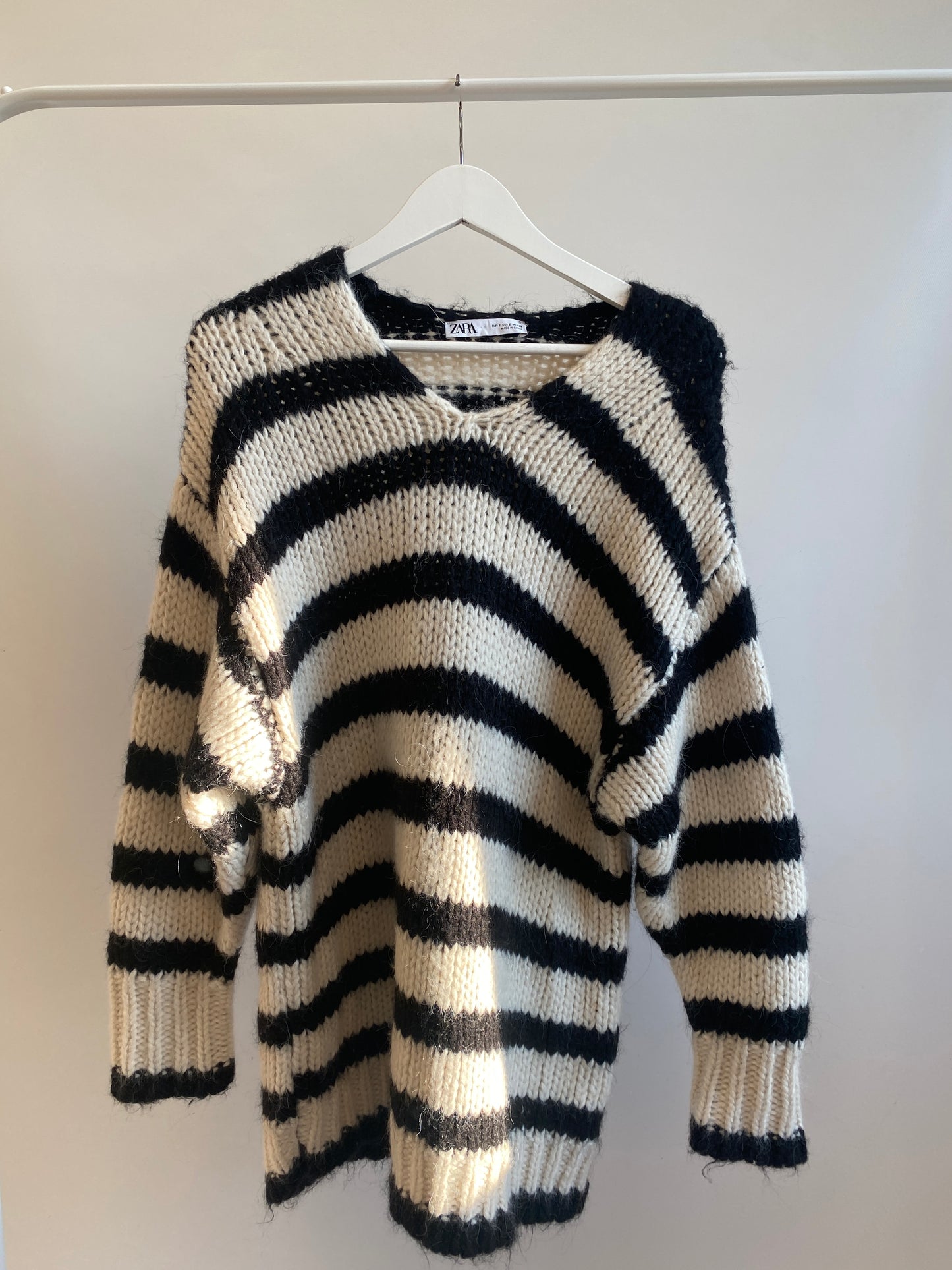 Zara Grobstrick oversize Strickpullover schwarz weiß Blockstreifen, S, M