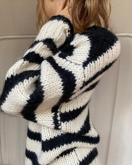 Zara Grobstrick oversize Strickpullover schwarz weiß Blockstreifen, S, M