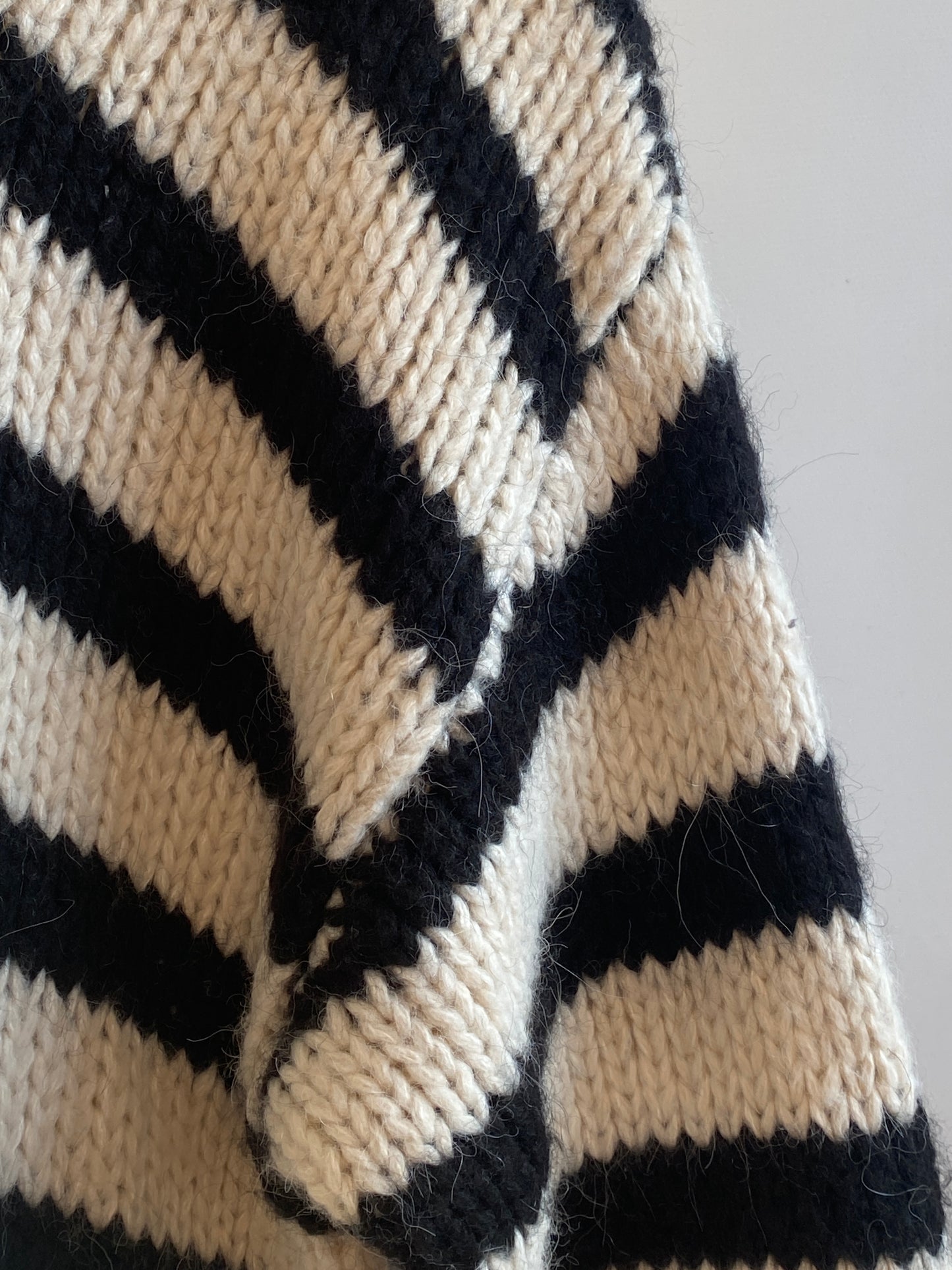 Zara Grobstrick oversize Strickpullover schwarz weiß Blockstreifen, S, M