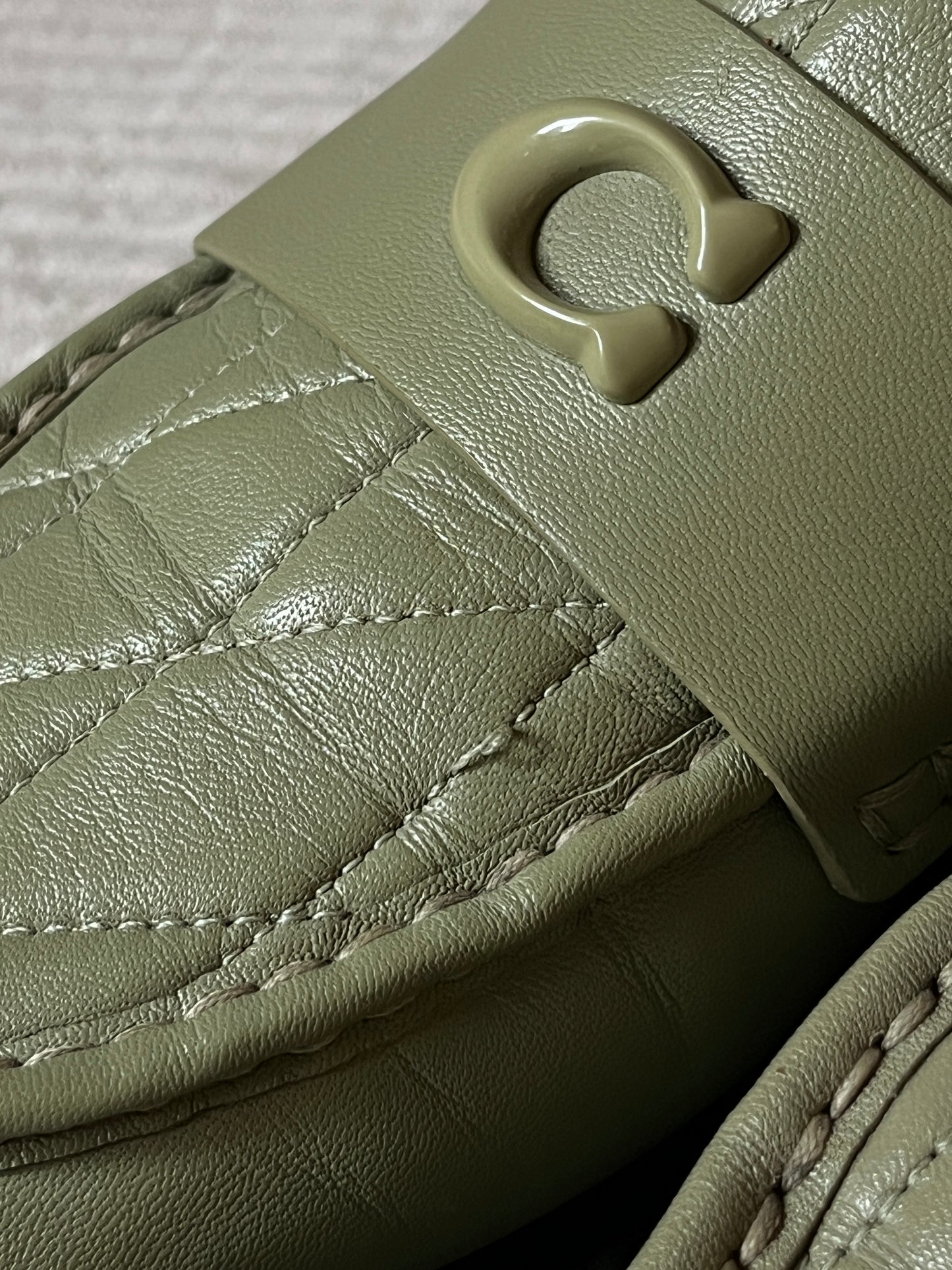 Coach Leder Loafer Leah Slipper in Moss, pistazie grün, Gr. 40