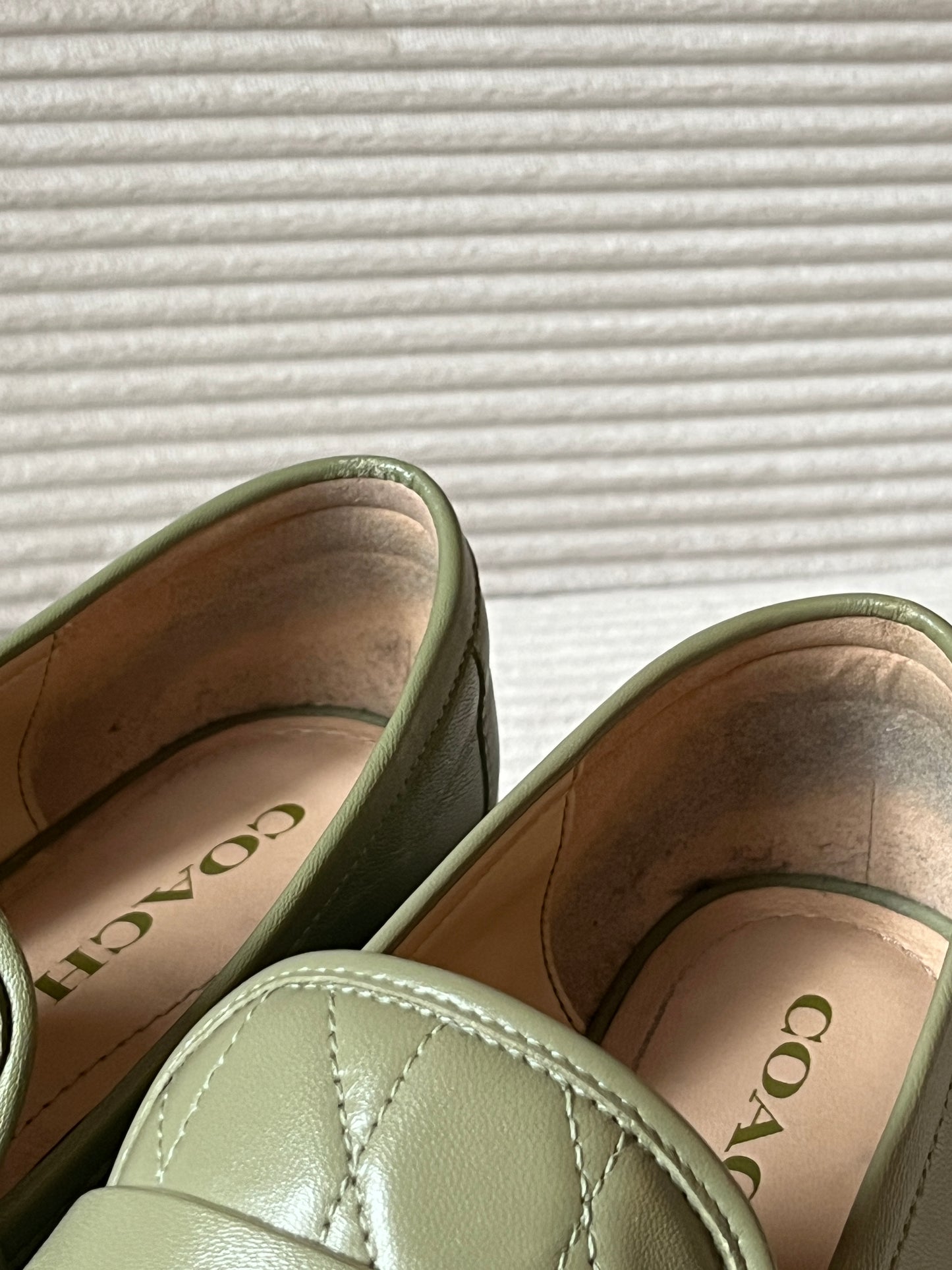 Coach Leder Loafer Leah Slipper in Moss, pistazie grün, Gr. 40