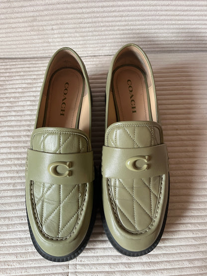 Coach Leder Loafer Leah Slipper in Moss, pistazie grün, Gr. 40