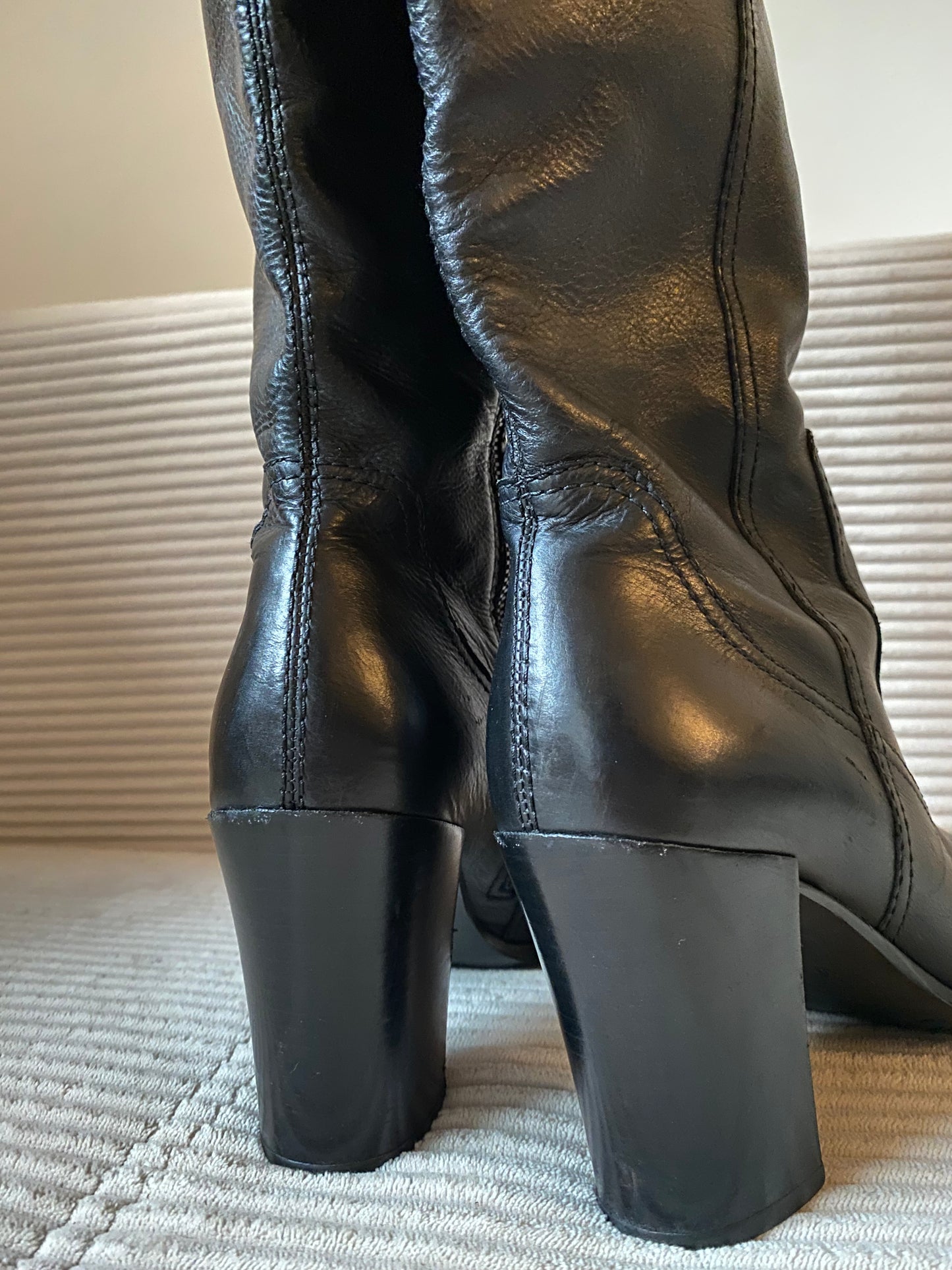 Marc'o Polo Leder Langschaft-Stiefel mit Absatz in schwarz, Gr. 40