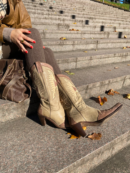 Sancho Cowboystiefel 8235 mit Feuer; geöltes Wildleder beige, Gr. 40