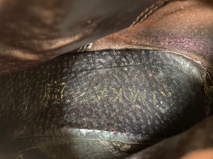 Lederstiefel cognac braun mit Nieten, Langschaft mit Absatz, Gr. 39