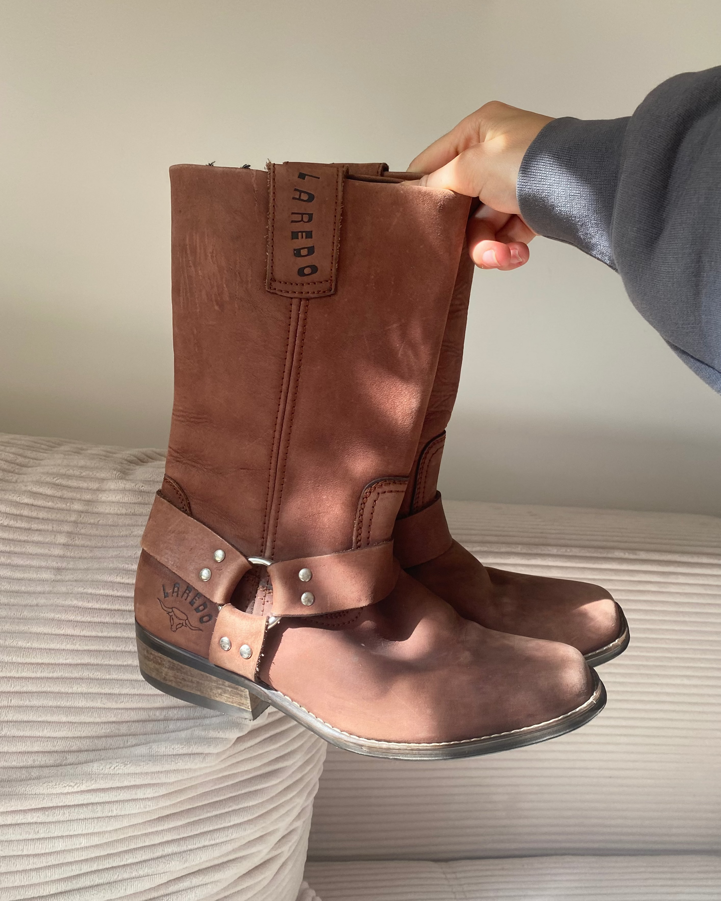 Laredo Western Biker Boots mit Riemen in dunkelbraun, Gr. 40