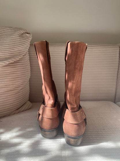 Laredo Western Biker Boots mit Riemen in dunkelbraun, Gr. 40