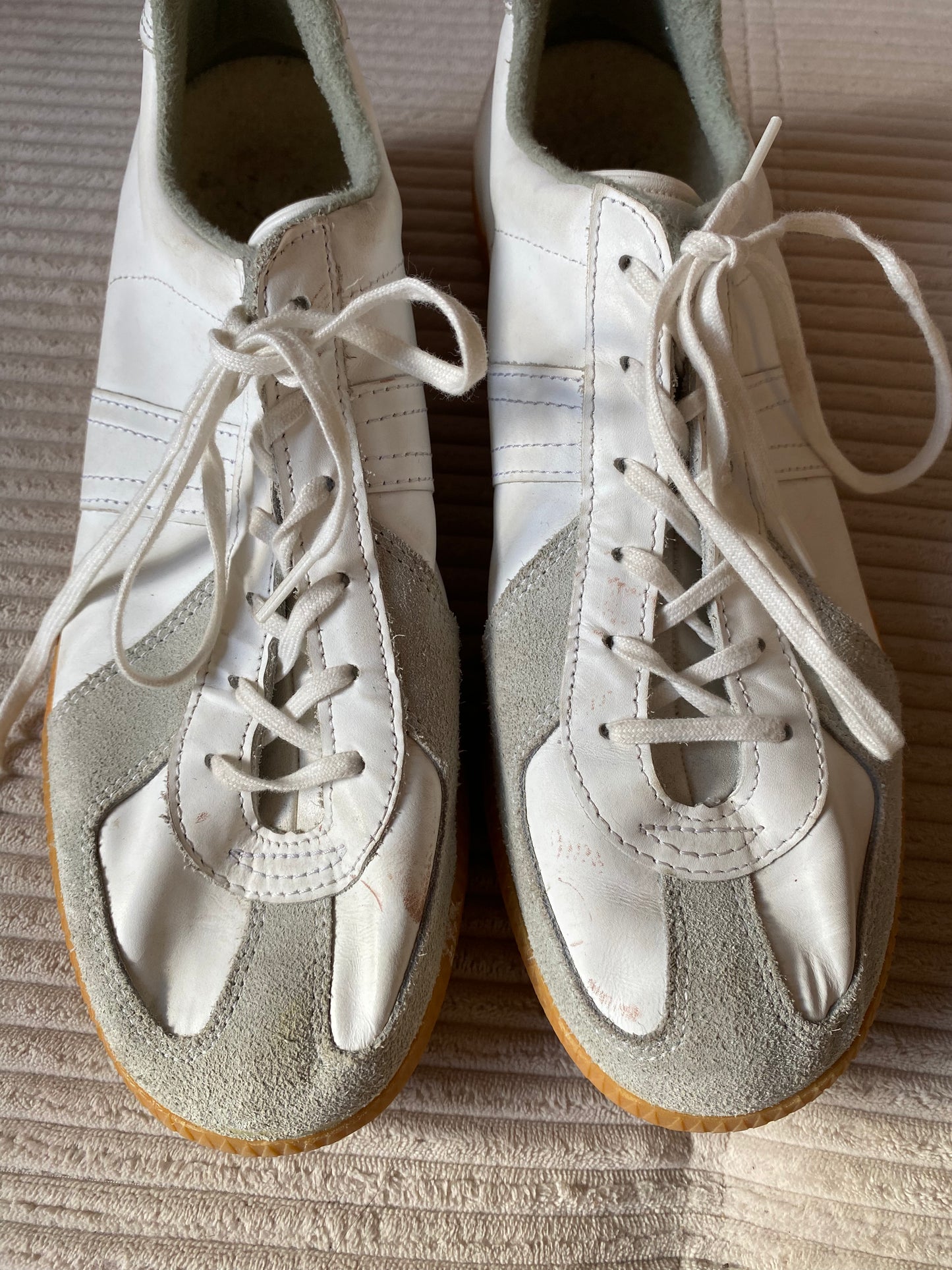 Original BW Sneaker Retro Bundeswehr Halle Rindvelourleder, Gr. 42