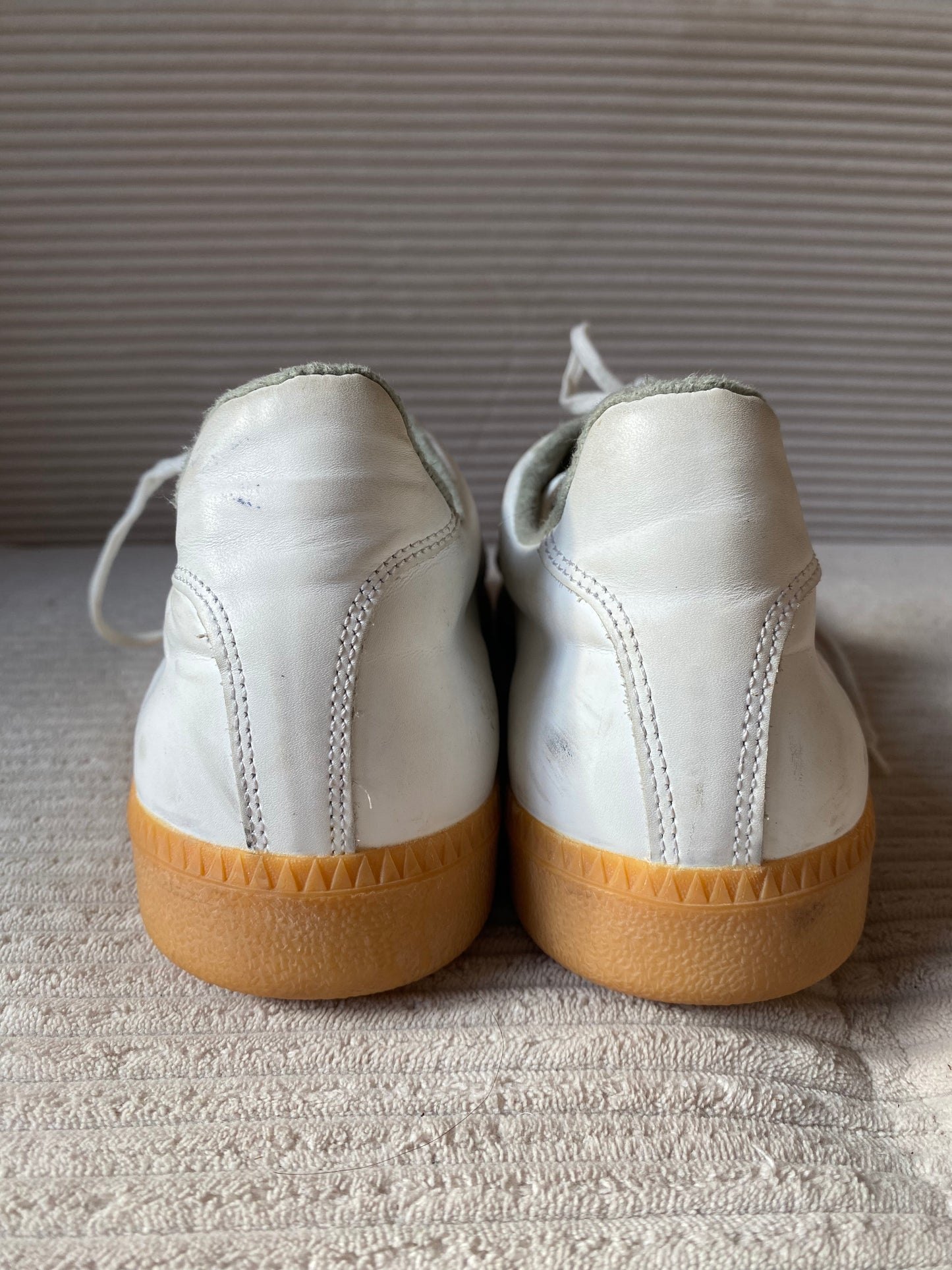 Original BW Sneaker Retro Bundeswehr Halle Rindvelourleder, Gr. 42