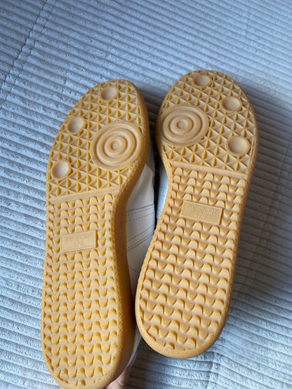 Original BW Sneaker Retro Bundeswehr Halle Rindvelourleder, Gr. 42