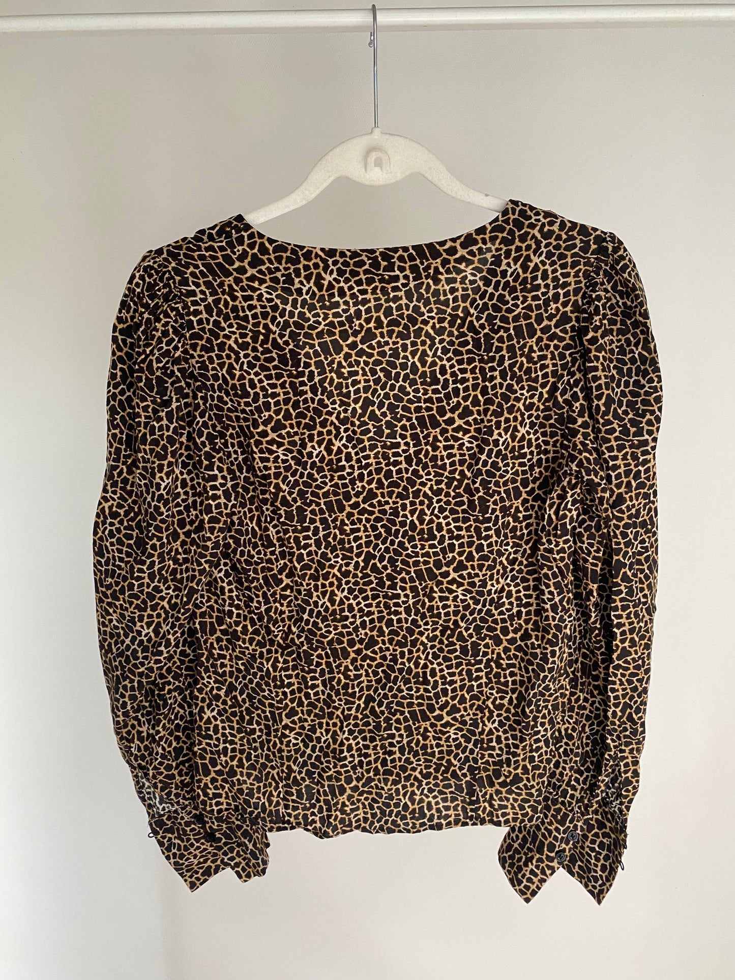 Pre-loved SET Leoparden Muster Bluse mit Knopfreihe, beige braun, S