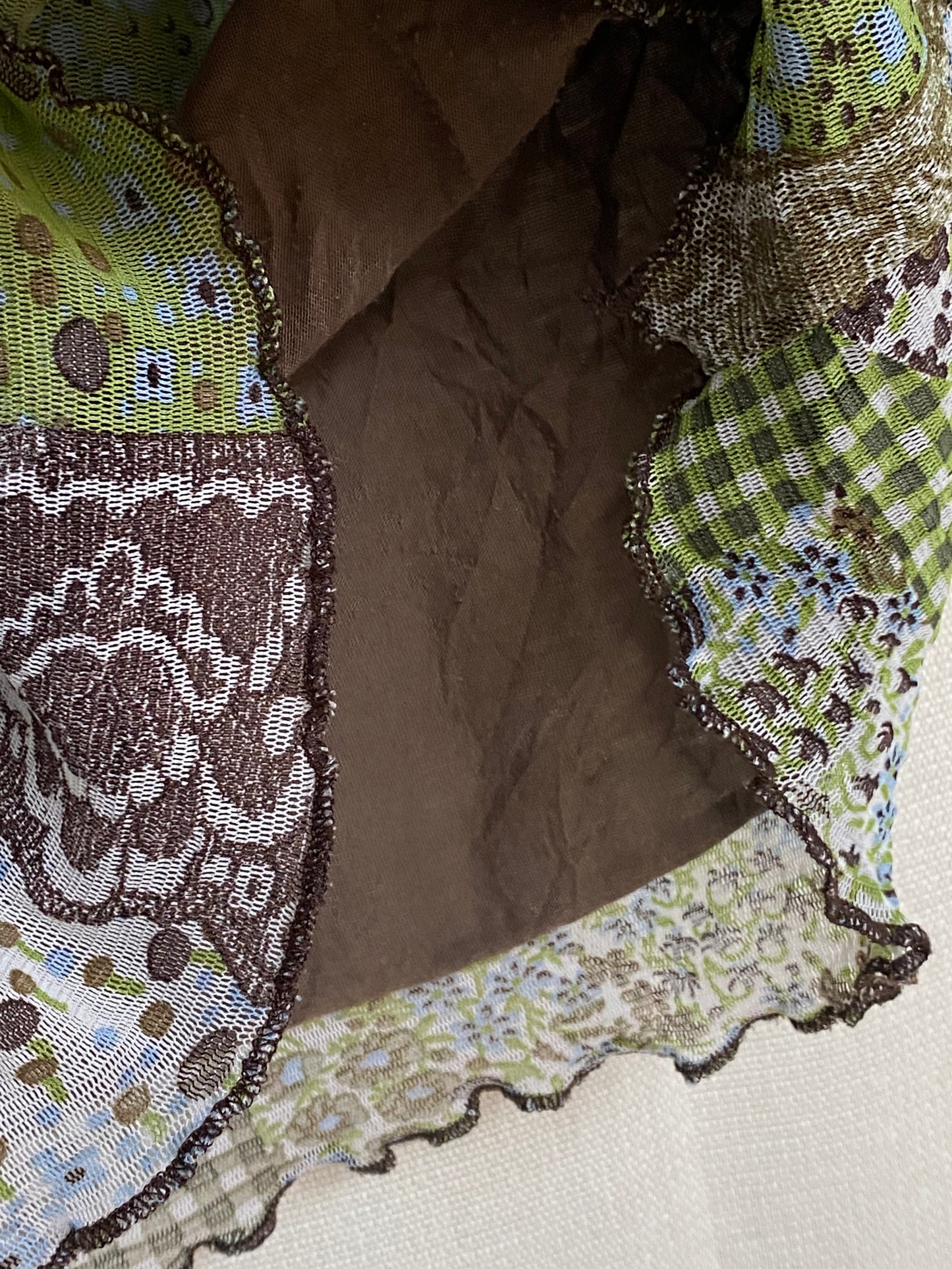 Retro Wickelstil Mesh Shirt halb transparent in braun-grün, S-M