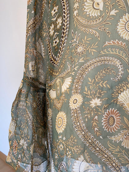 Fairy halbtransparente Seidenbluse Trompetenärmel, Pailletten, grün, M