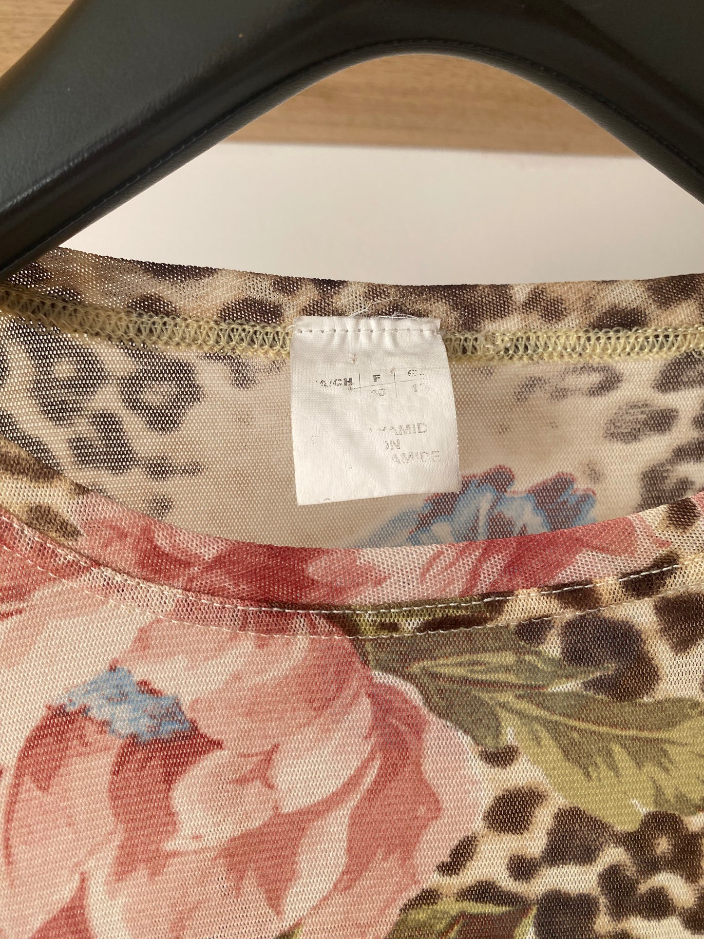 Mesh Shirt Longsleeve Leo Optik mit floralen Blumen, S