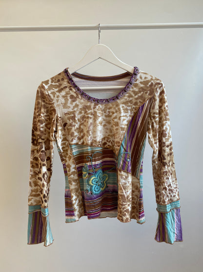 Traumhaftes multicolor verziertes Longsleeve Trompetenärmel, S