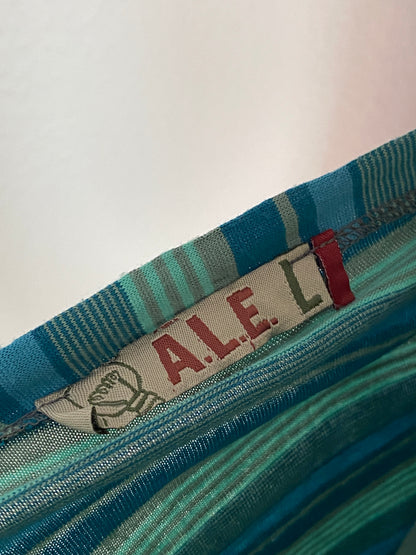 Offshoulder asymmetrisches Shirt in Türkis blau gestreift, L