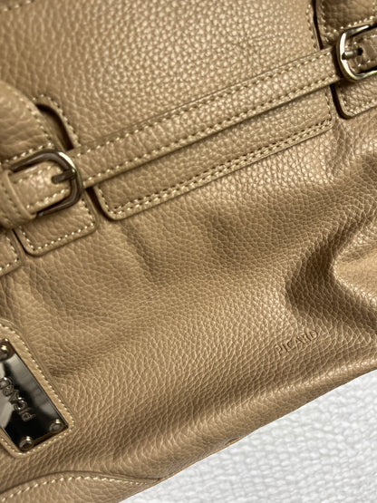 PICARD Echtleder Handtasche beige-creme mit Anhänger-Charm