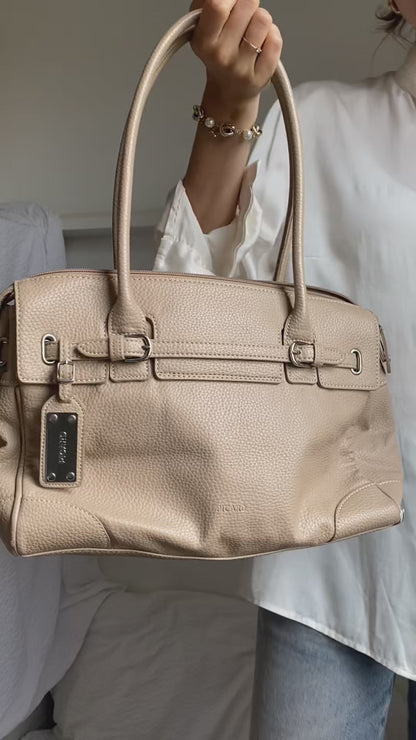PICARD Echtleder Handtasche beige-creme mit Anhänger-Charm